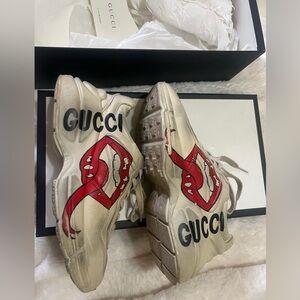 Women Gucci Sneakers